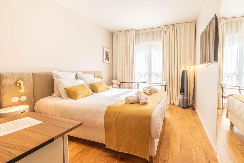 La Maison De Blanche