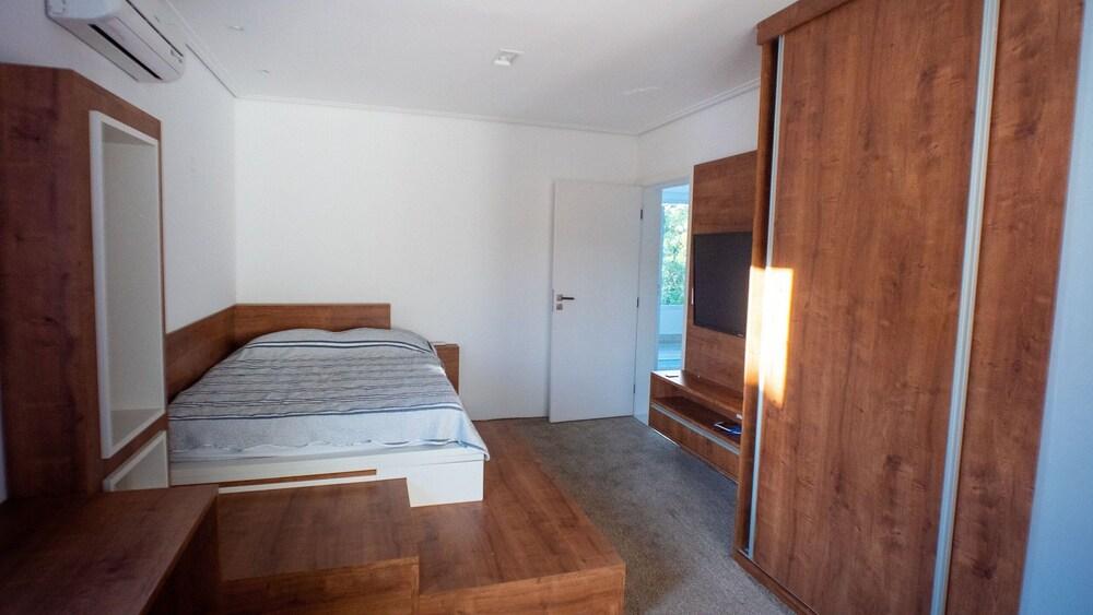 Mansão na Granja Viana