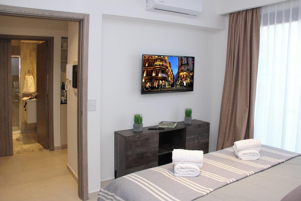 In House BA - College