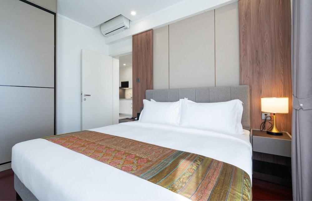 One Park Hotel & Residence