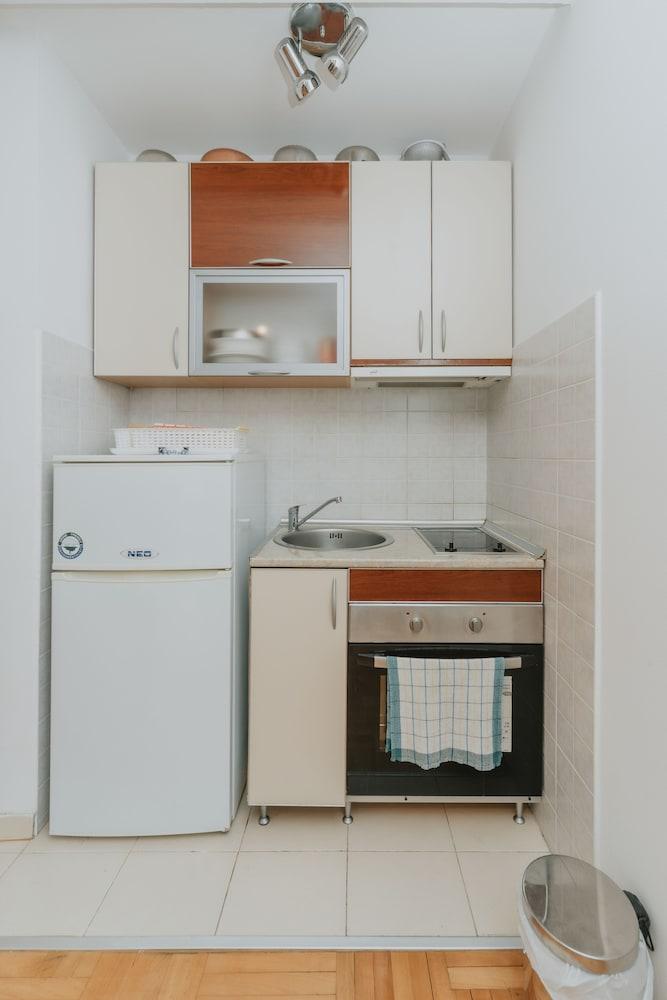 Sea view studio Tibor