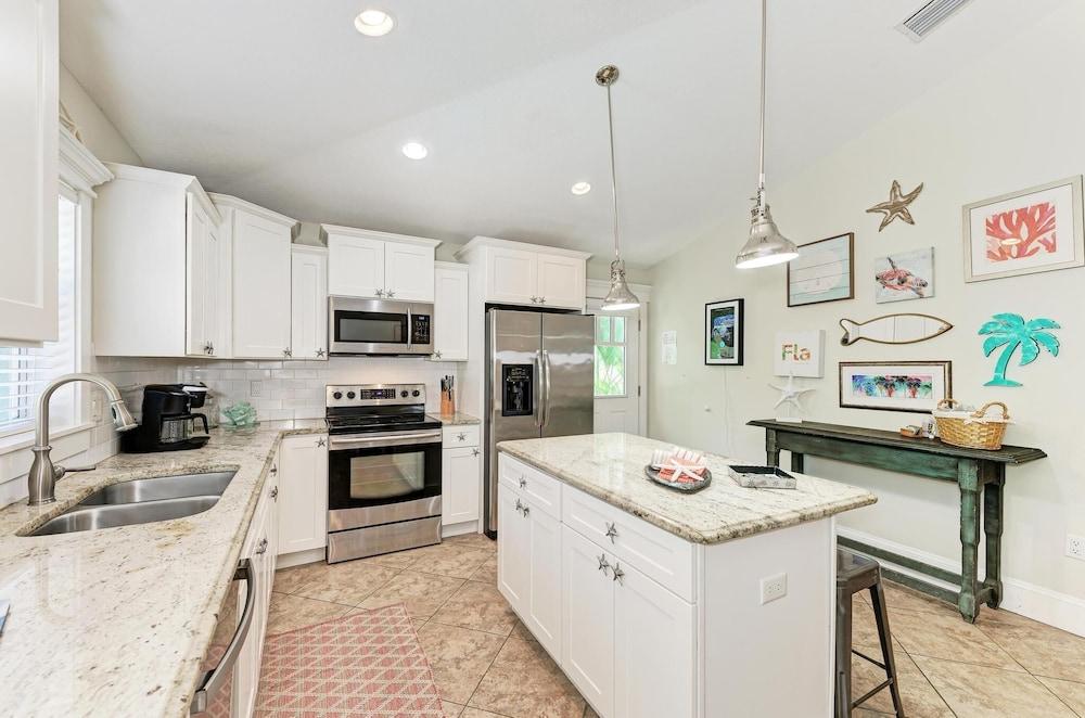 Caribbean Surf managed by Beach Retreats