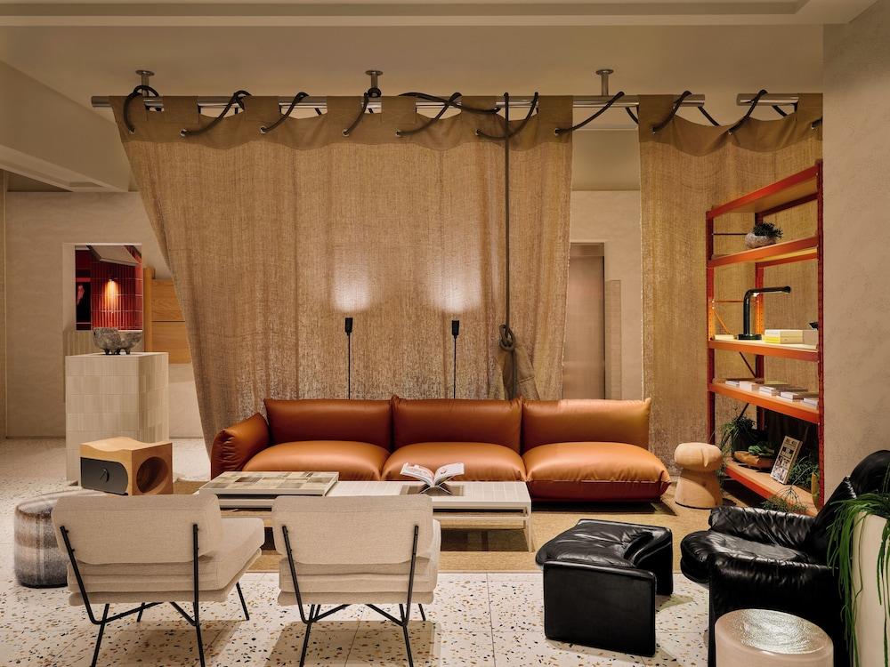 The StandardX, Melbourne