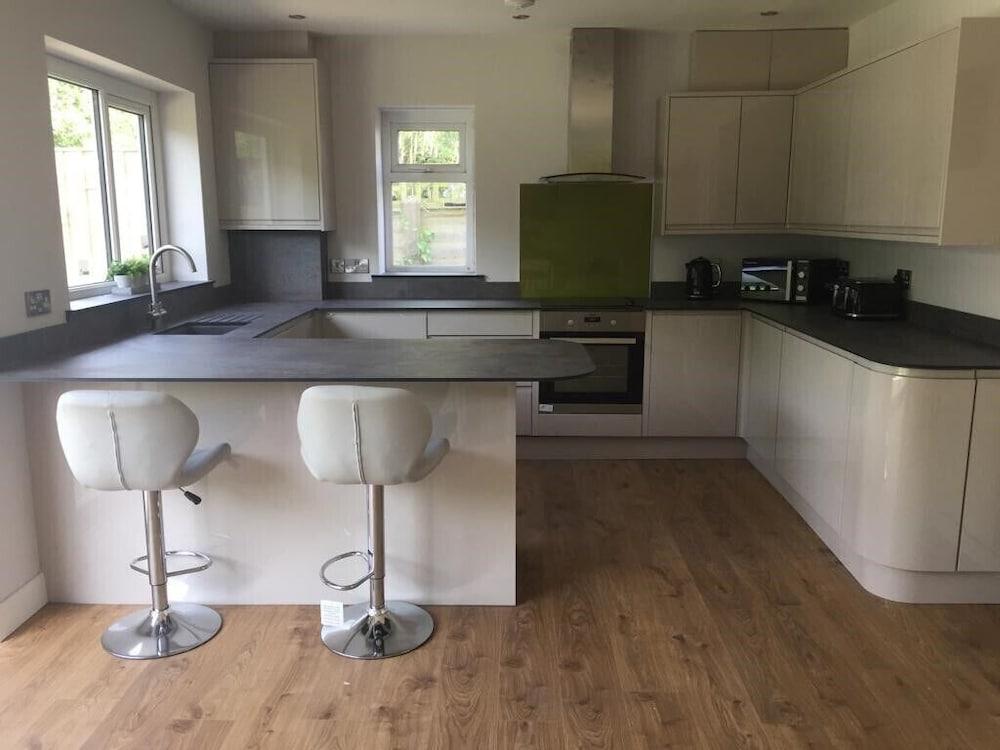 Just Stay Wales - Marshmallow Cottage