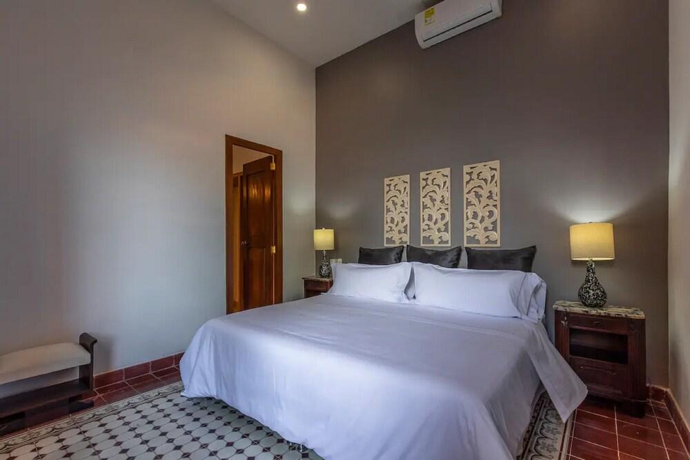 2CM-J1 APARTAMENTO EN GETSEMANI CON WIFI