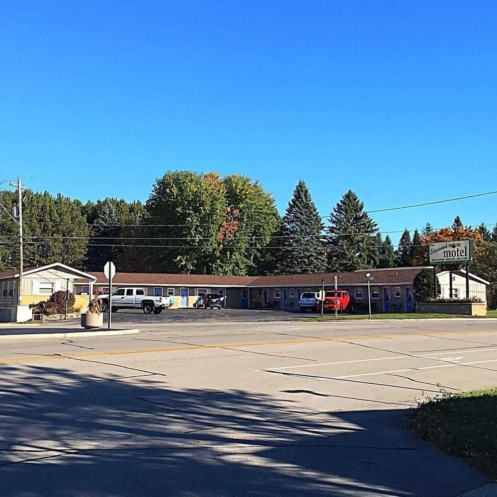 The Edgewood Motel