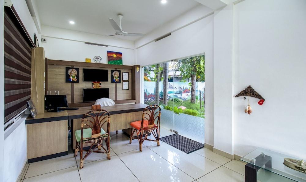 Treebo Majestic Retreat