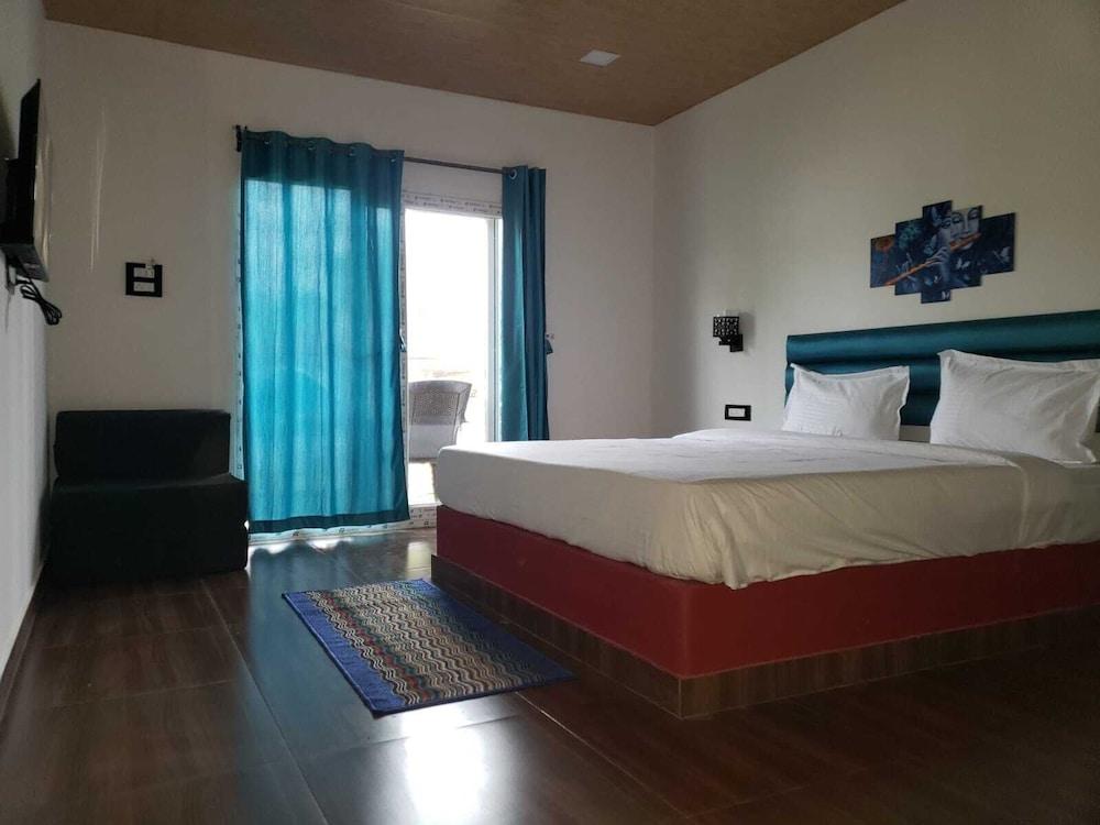 White Truffle Resort