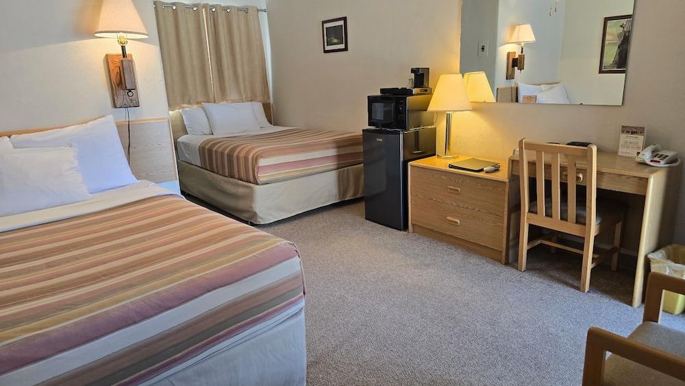 Yellowstone River Motel