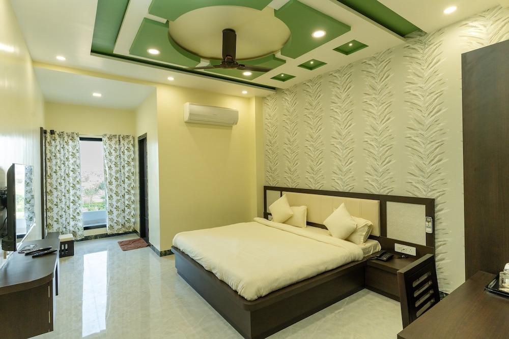 Dharti Dhora Ri - A Sand Dune Resort