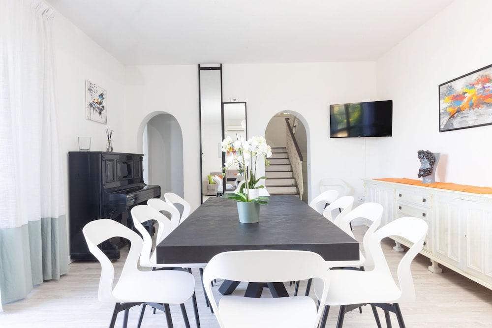 Villa Luisa Jacuzzi and Pool