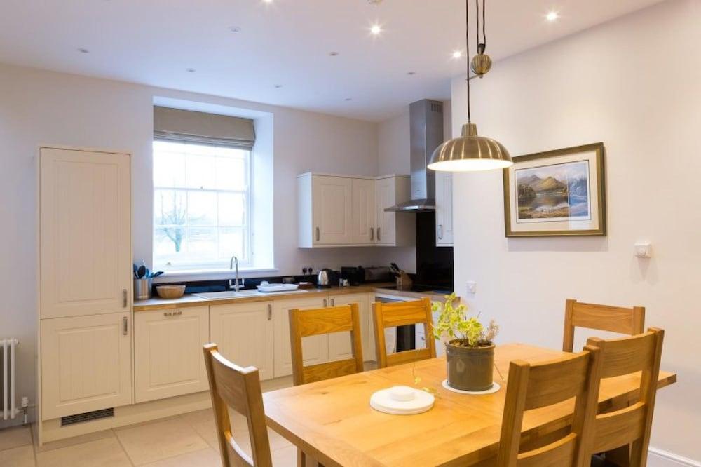 Luxurious Apartment in the Grade II Listed Netherby Hall