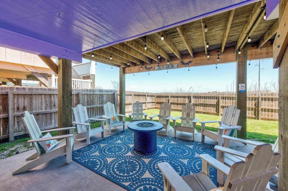 Gl102 - Sandy Paws & Salty Kisses