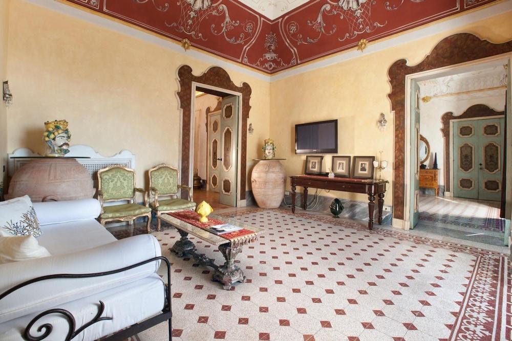 Palazzo Crocione in Positano