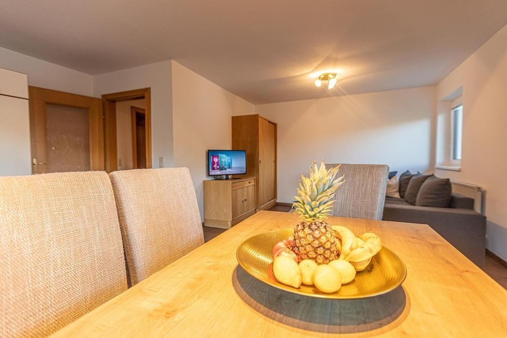 Tevini Alpine Apartments - Glocknerblick