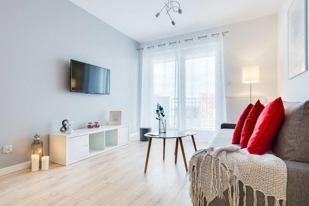 Modern Apartment Close to the Beach