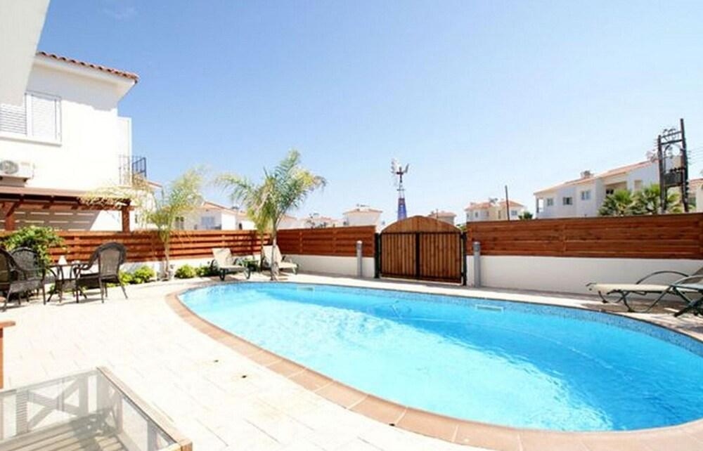 Protaras Villa Dione