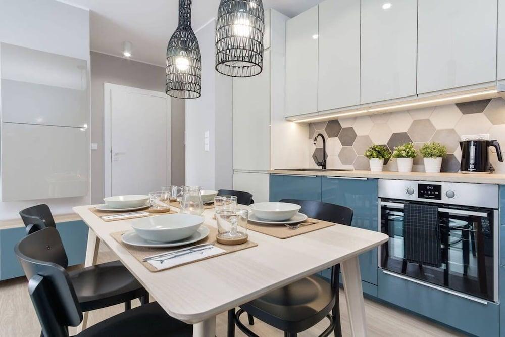 Elite Apartments Blue