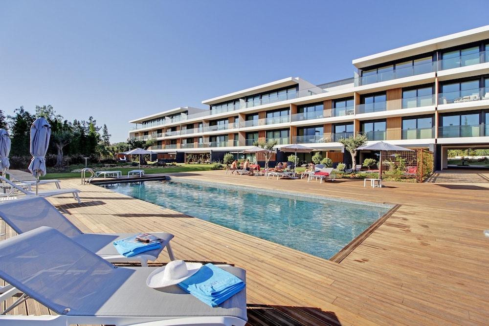 White Nature Apartment