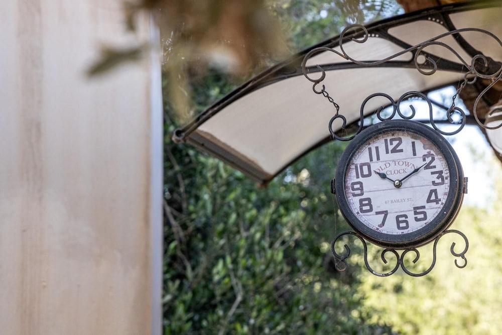 Garden House by Estia