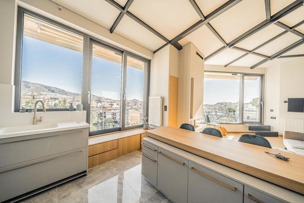 Sky Apartment in Dafni