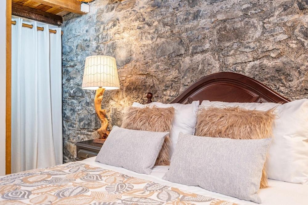 King Shelter by Madeira Sun Travel