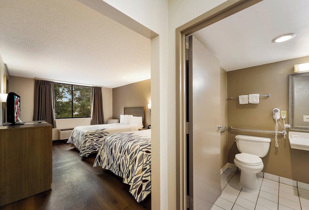 Red Roof Inn Painted Post