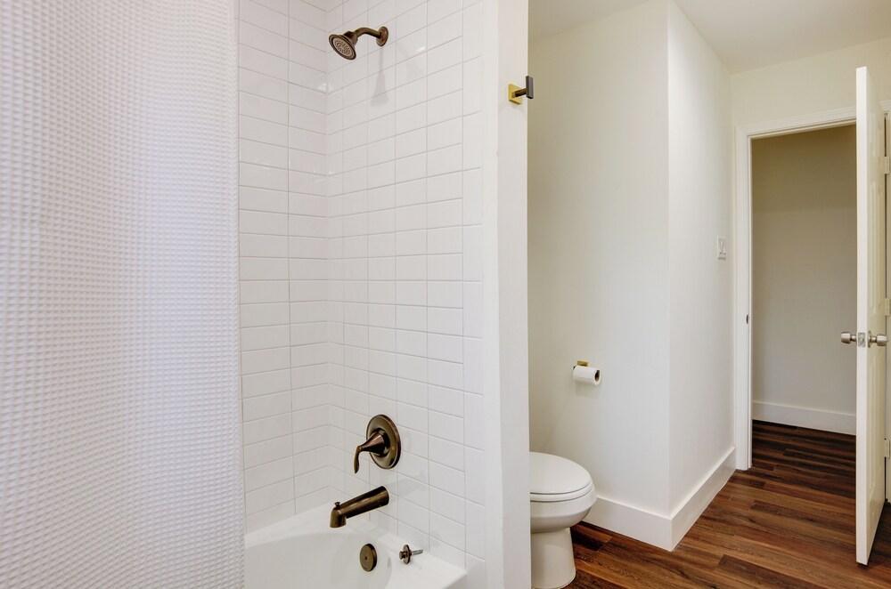 Somerville Cabin w/ Private Pool!