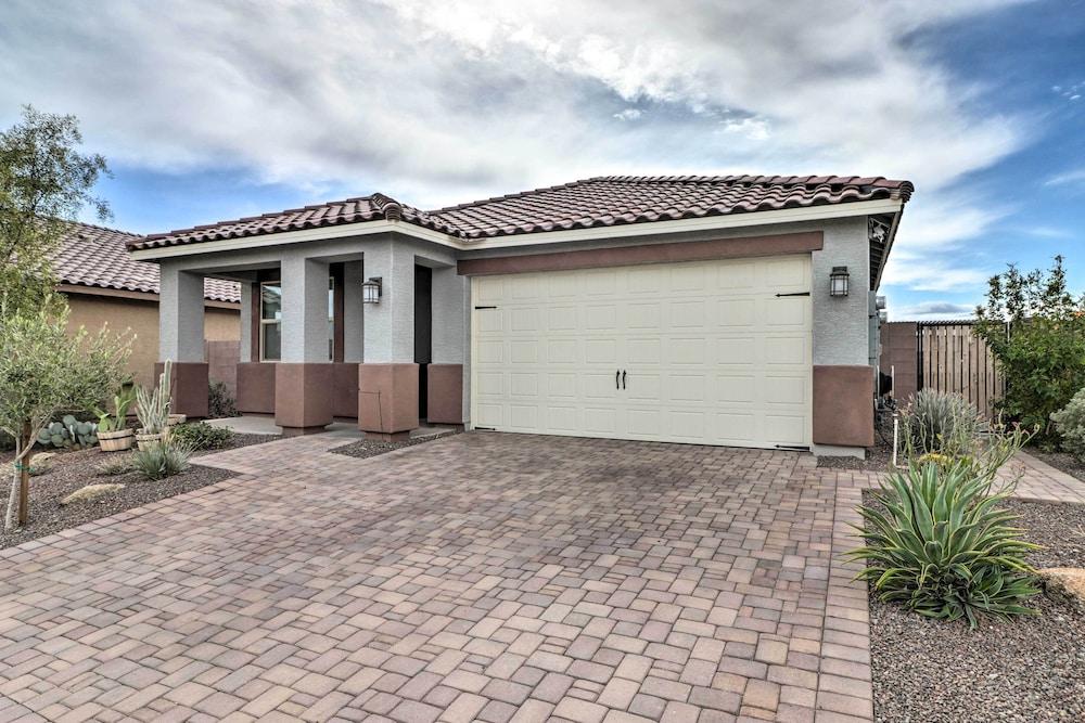 Private Pool: Stunning Goodyear Vacation Rental!