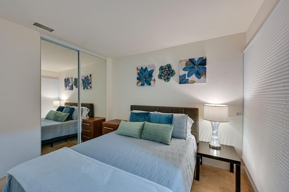 California Getaway w/ Private Outdoor Pool