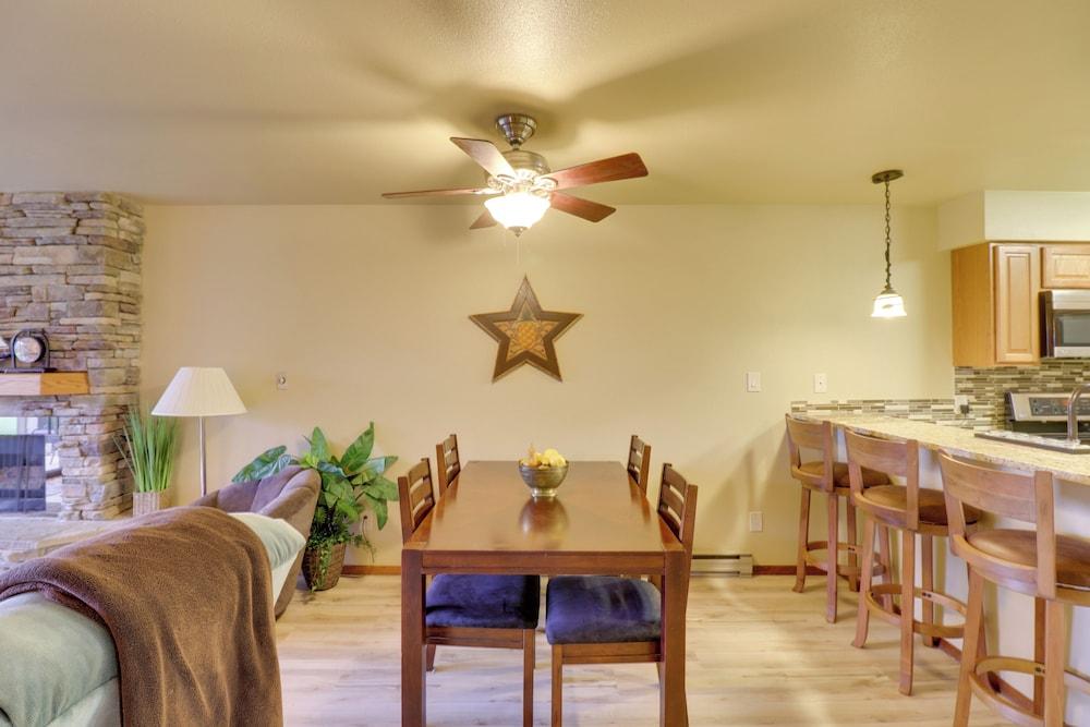 Bigfork Condo w/ Hot Tub Access, By Lake!