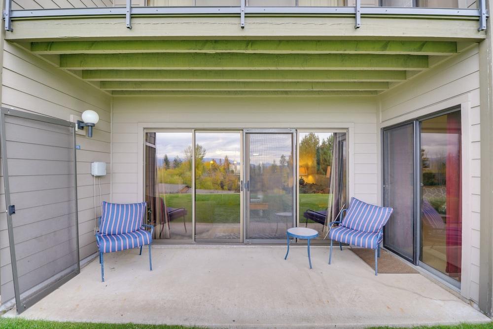 Bigfork Condo w/ Hot Tub Access, By Lake!