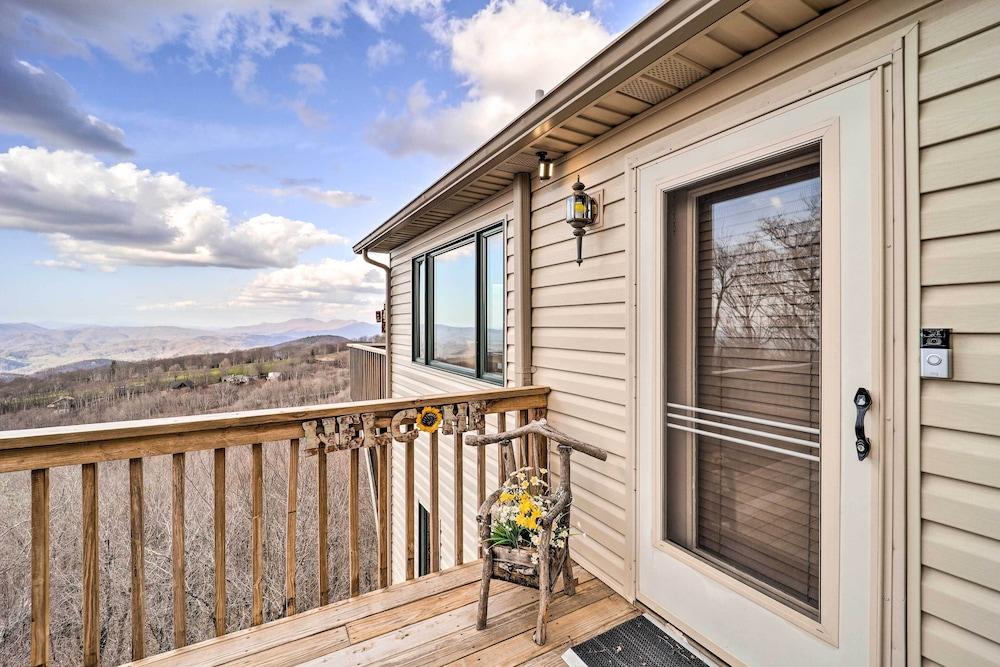 Deck + Million Dollar Views: Beech Mountain Cabin