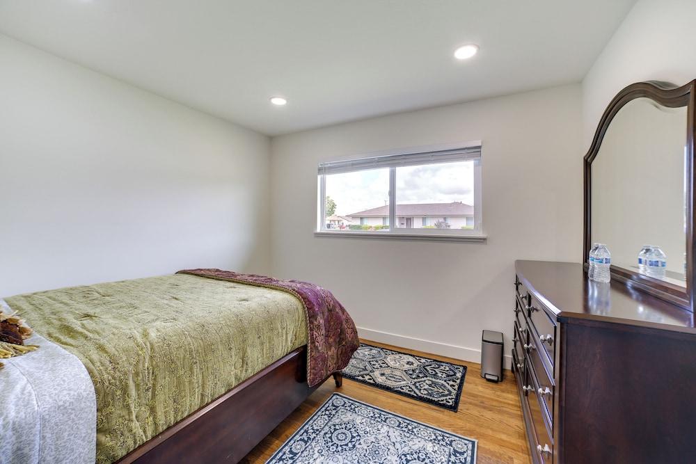 Salinas Home w/ Pool - Near Weathertech Raceway!