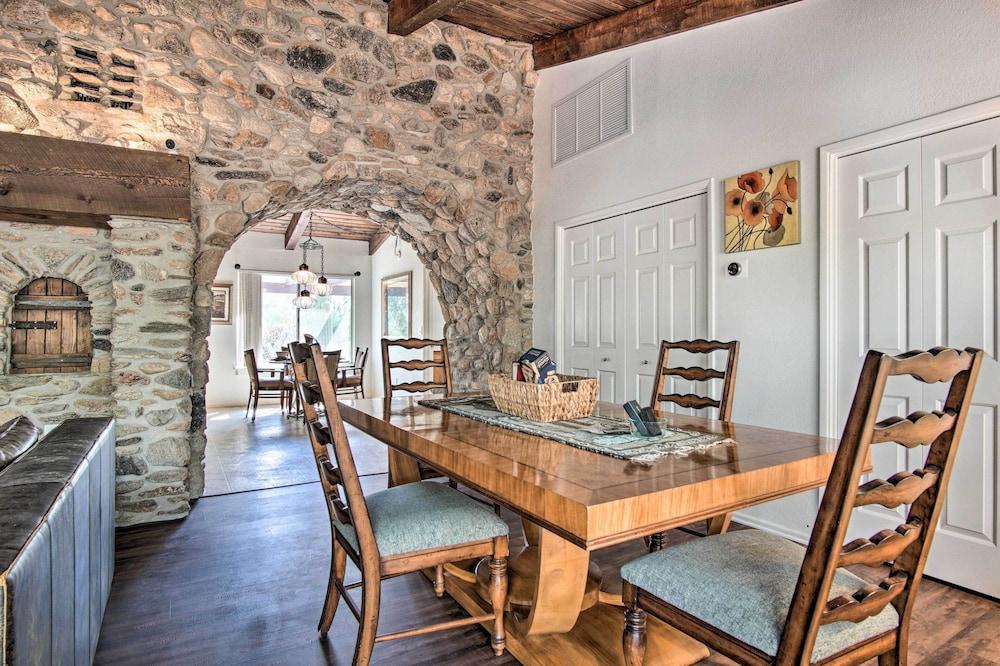 Tucson Foothills Private Estate w/ Mtn Views!