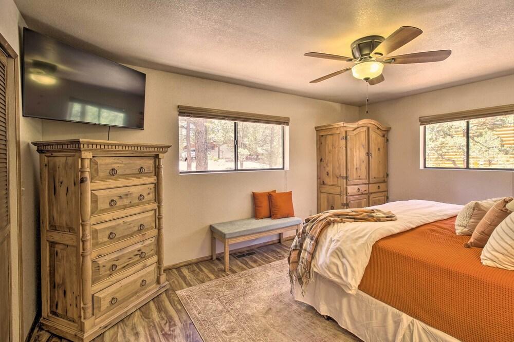 Rustic, Forest-view Retreat in Heber-overgaard!