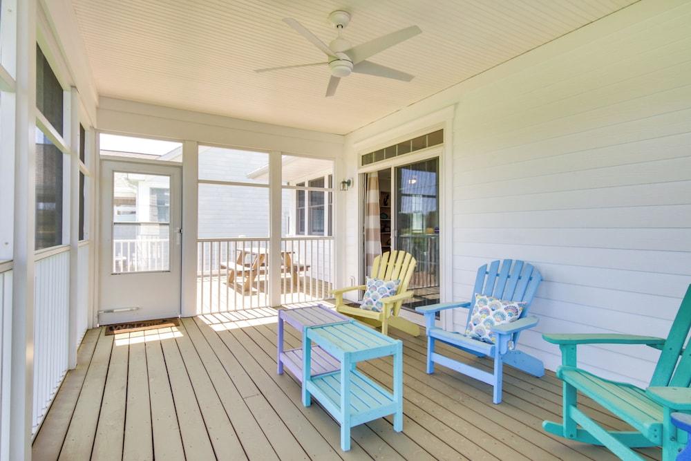 2 Mi to Beach: Ocean View Oasis w/ Resort Access!