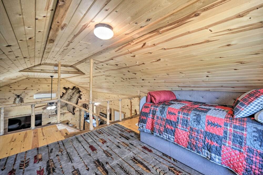 2 Rustic Cabins w/ Porches on Remote Ranch!