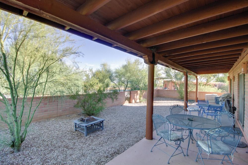 Tucson Home - Hiking Trail Access On-site!