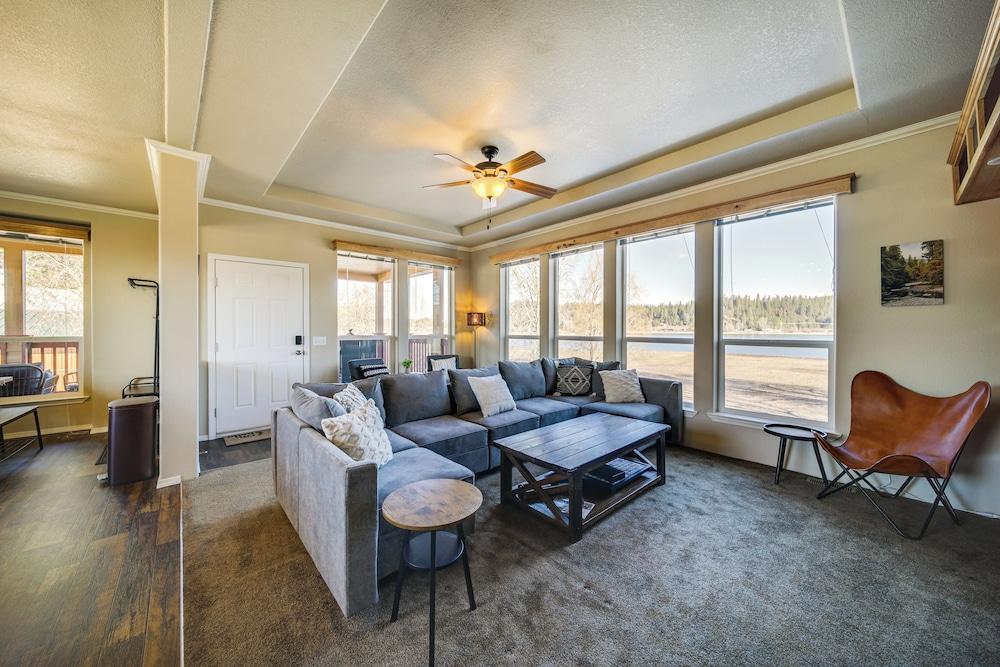 Newport Riverfront Home w/ Deck + Fire Pit!