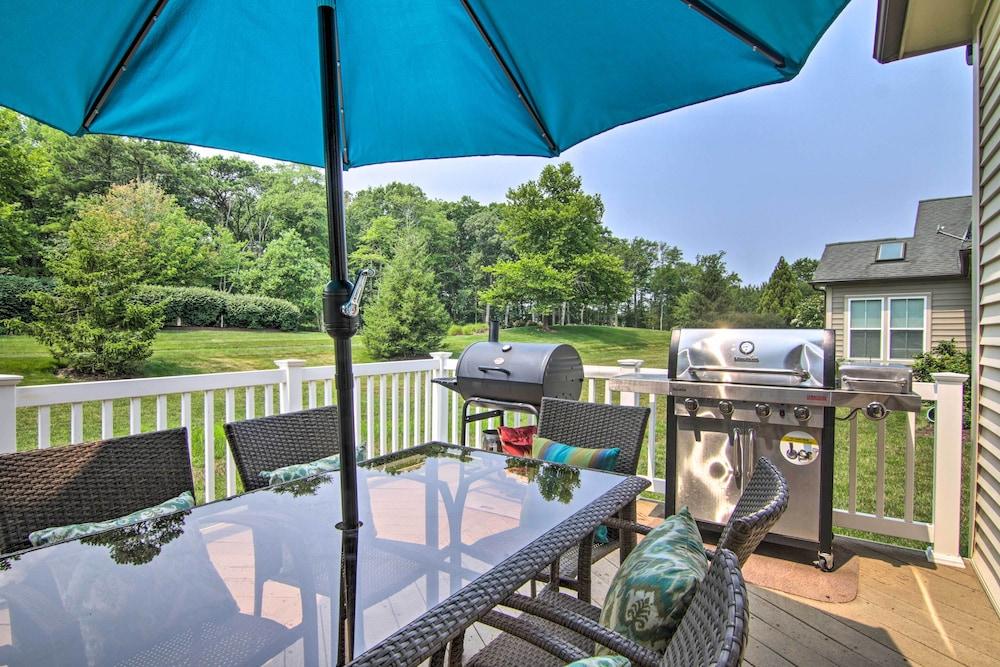 5 Mi to Bethany Beach: Chic Home w/ Grill!