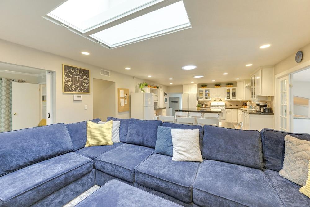 Expansive Flagstaff Family Retreat w/ Media Room!