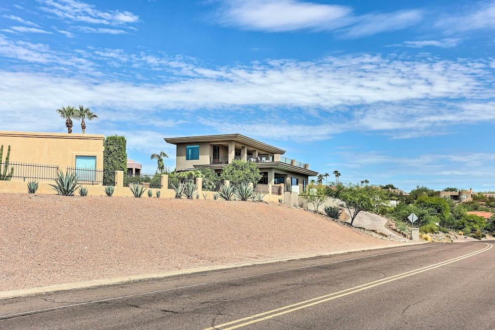 Fountain Hills Escape w/ Panoramic Mtn Views!