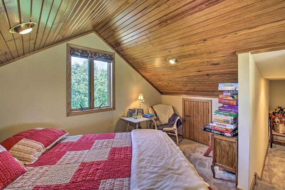 Spacious House w/ Wraparound Deck + Mtn Views!