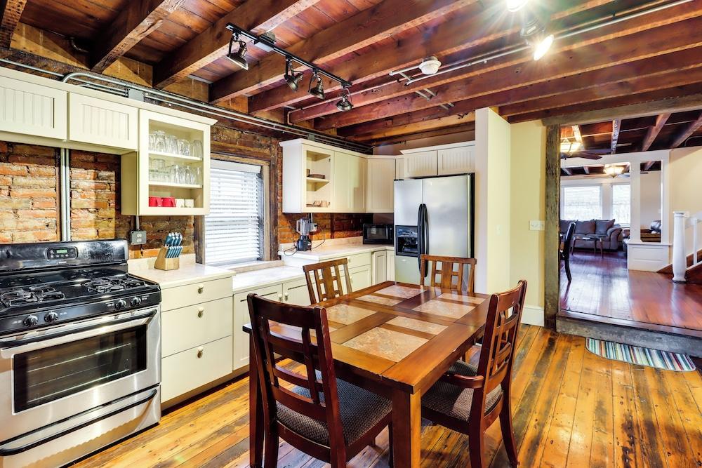 Charming & Historic Home w/ Lehigh River View