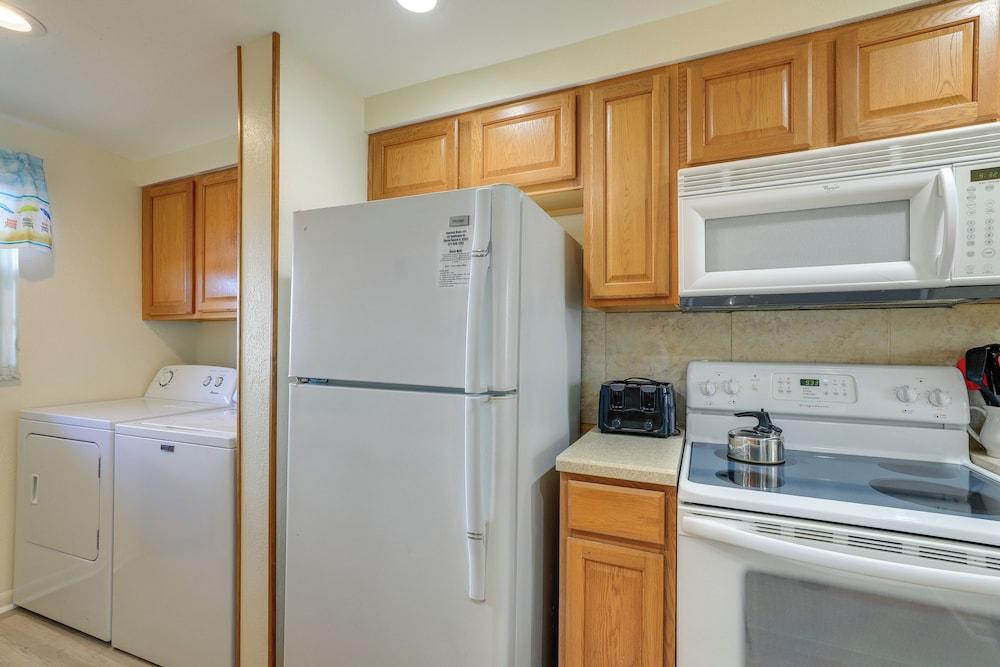 Central Cocoa Beach Condo w/ View, Steps to Beach!