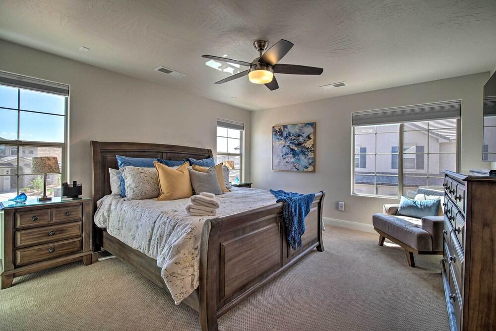 Modern Washington Home - Pool & Trail Access!