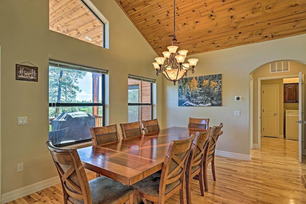 Serene Lakeside Cabin w/ Decks + Edler Lake Views!