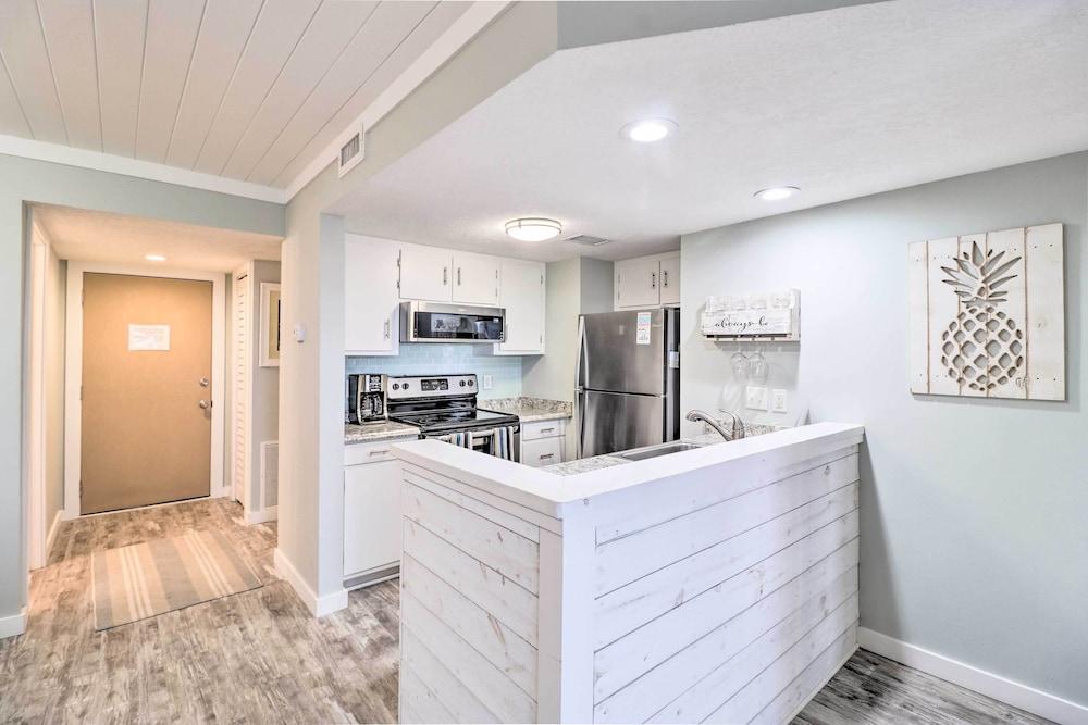 Fernandina Beach Condo w/ Pool & Beach Access!