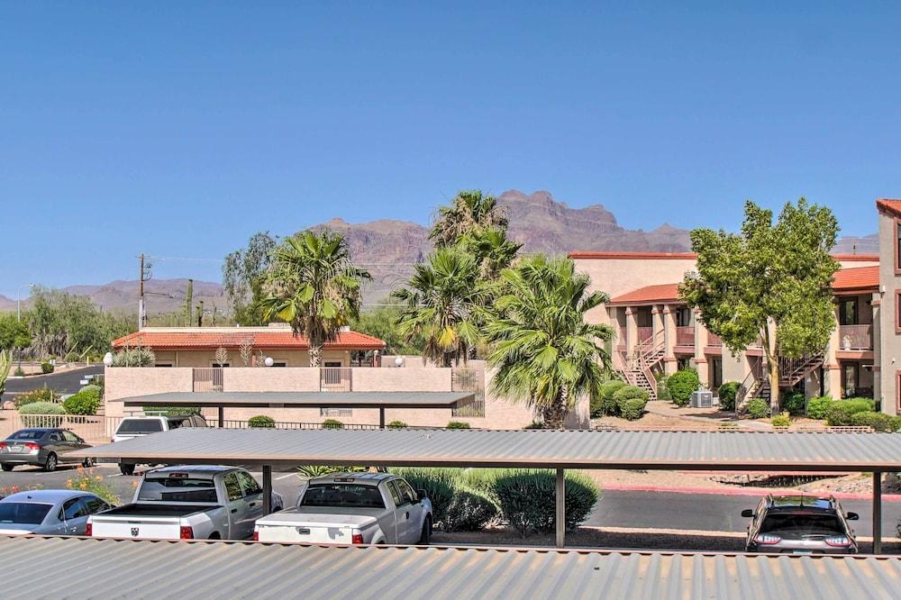 Pool Access: Mtn-view Condo in Apache Junction!